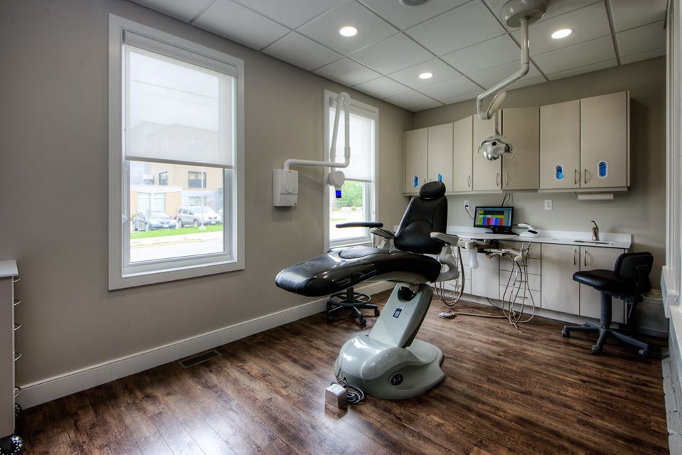 Listowel Family Dental | 220 Elizabeth St E, Listowel, ON N4W 2P4, Canada | Phone: (519) 291-4490