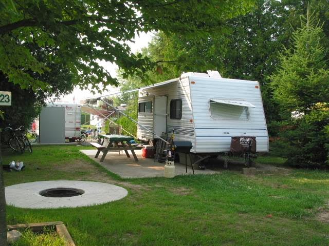 Carsons Camp | 110 Southampton Pkwy, Sauble Beach, ON N0H 2G0, Canada | Phone: (519) 422-1143