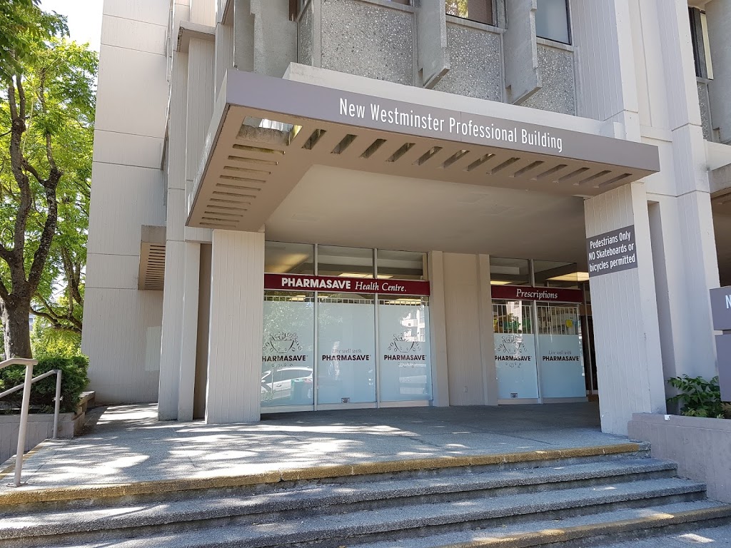 Pharmasave - 5th Avenue | 103 - 625 5th Ave, New Westminster, BC V3M 1X4, Canada | Phone: (604) 526-2233