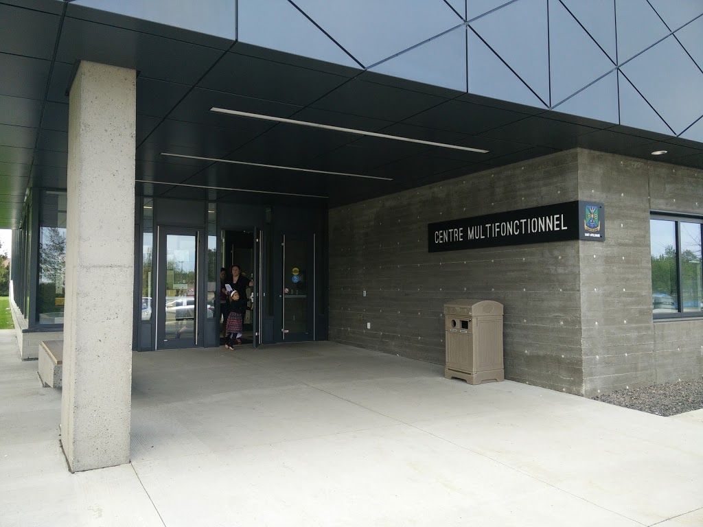 Centre Multifonctionnel | 20 Rue Terry Fox, Saint-Apollinaire, QC G0S 2E0, Canada | Phone: (418) 881-3996