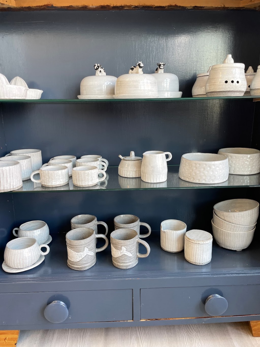 Boue Pottery Studio | 14b Avenue Westminster N, Montréal-Ouest, QC H4X 1Y8, Canada | Phone: (514) 622-1058