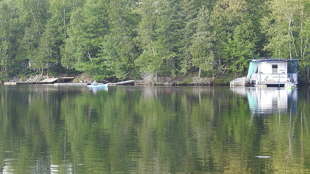 Camping Mis-Mek | nac Trois-Rives, Québ31, Chemin du Lac du Missionnaire, Saint-Joseph-de-Mékiec, QC G0X, Canada | Phone: (819) 646-5442
