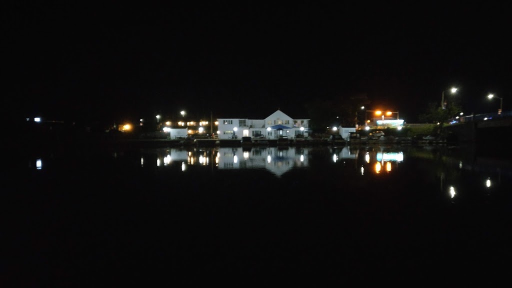 Edgewater Inn | 99 Main St, Wasaga Beach, ON L9Z 2K9, Canada | Phone: (705) 429-3205