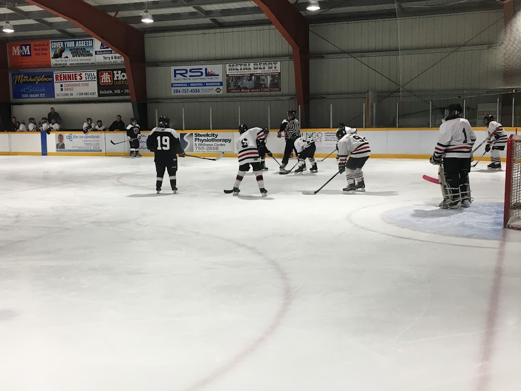 East Selkirk Recreation Association | 1145 Strathcona Rd, East Selkirk Station, MB R0E 0M0, Canada | Phone: (204) 785-2364