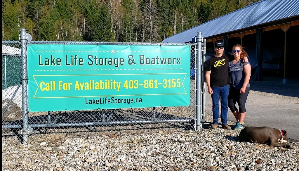 Lake Life Storage & Boatworx Ltd. | 9220 Mara Heights Rd, Swansea Point, BC V0E 2K2, Canada | Phone: (403) 861-3155