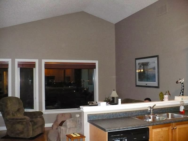 Strictly Interiors | 726 Simcoe St N, Oshawa, ON L1G 4V8, Canada | Phone: (905) 436-9268