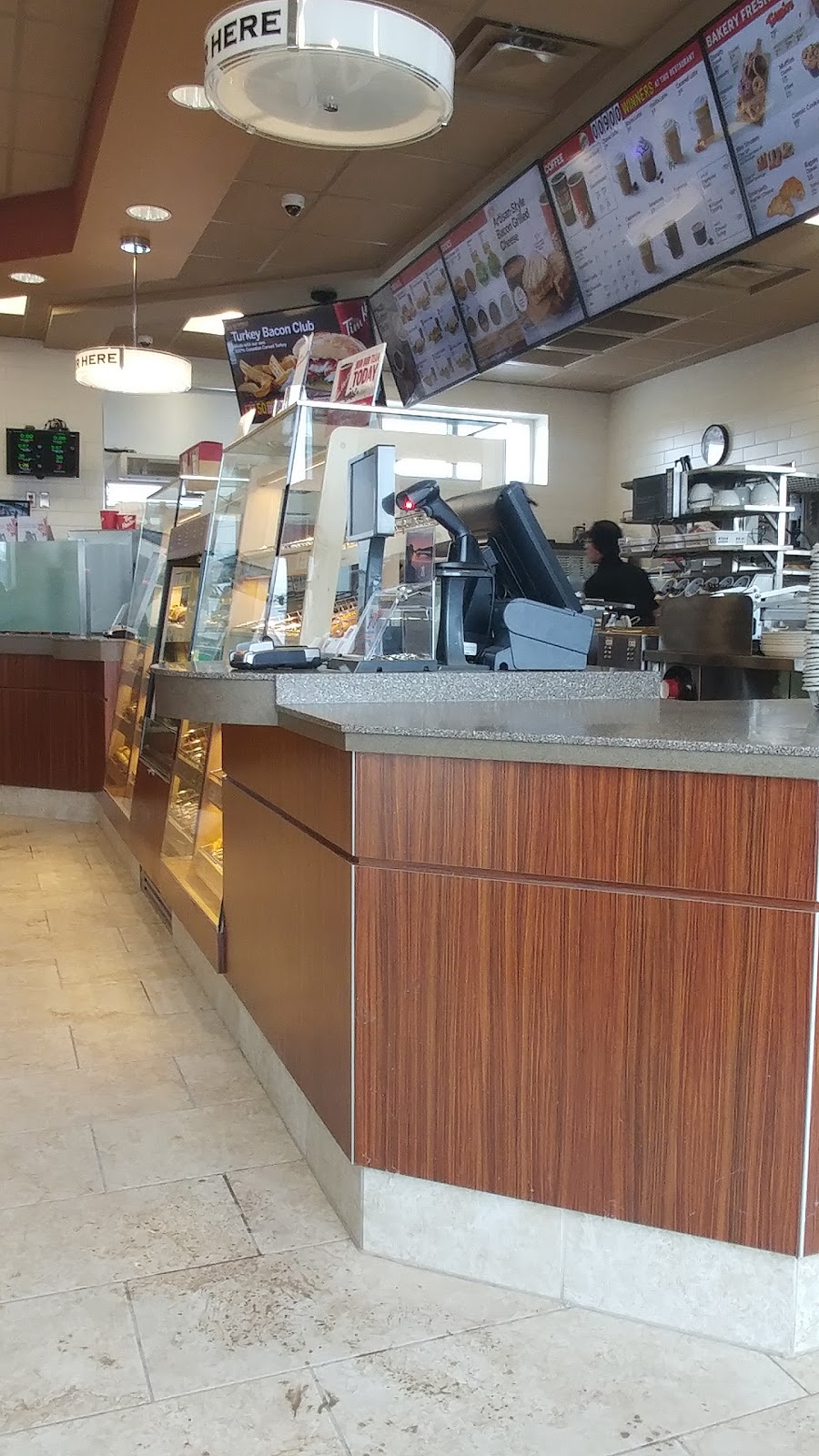 Tim Hortons | 854 Nairn Ave, Winnipeg, MB R2L 0X8, Canada | Phone: (204) 560-2050