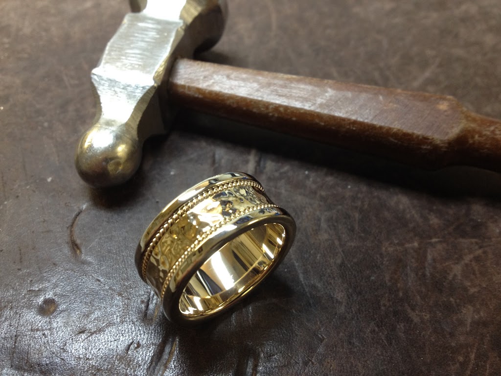 Golden Touch Jewellery 1978 Ltd. | 4645 Macleod Trail SW, Calgary, AB T2G 0A6, Canada | Phone: (403) 243-7476