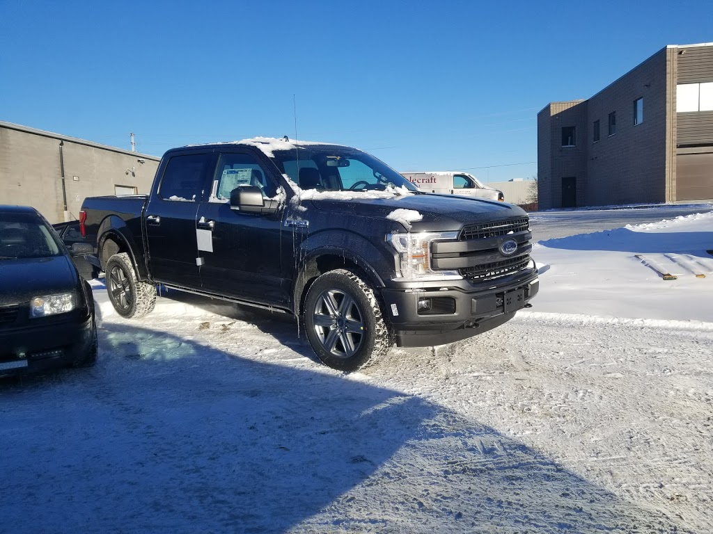 Extreme Auto Care | 1439 Youville Dr unit #8, Orléans, ON K1C 4M8, Canada | Phone: (613) 841-9106