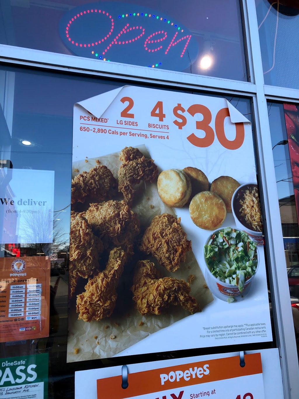 Popeyes Louisiana Kitchen | 523 Danforth Ave, Toronto, ON M4K 1P7, Canada | Phone: (647) 748-4711