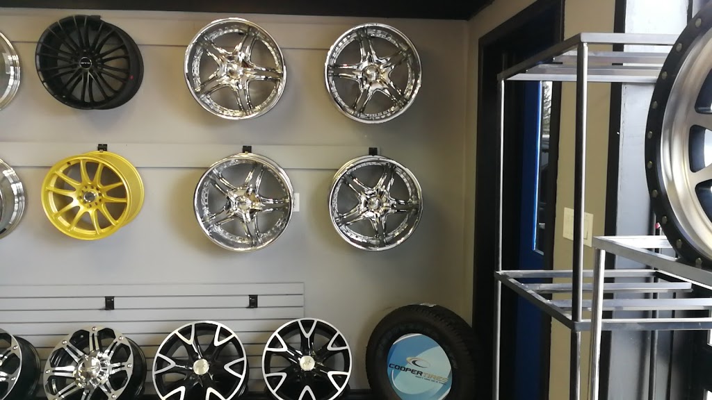 Orillia Auto Centre | 42 James St E, Orillia, ON L3V 1L1, Canada | Phone: (705) 329-4940