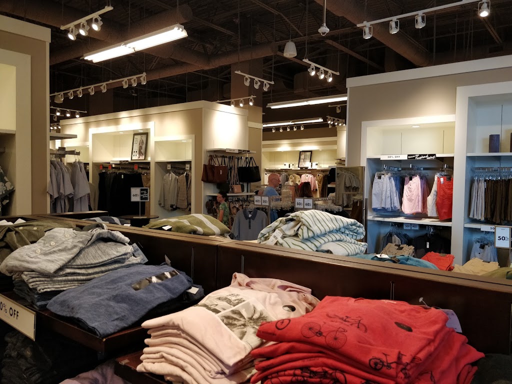 Banana Republic Factory Store | 1970 St Clair Ave W UNIT 205, Toronto, ON M6N 0A3, Canada | Phone: (416) 766-2652