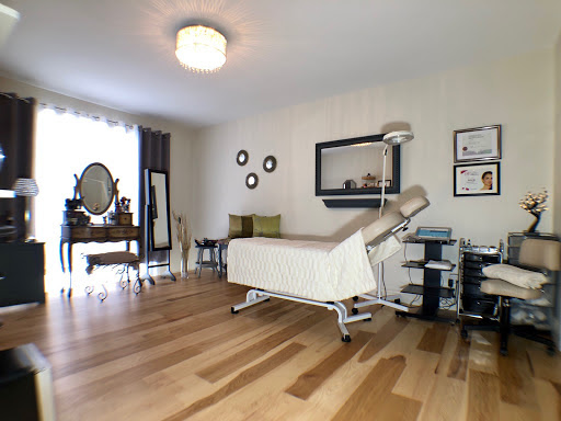 KR dermocosmétique Maquillage Permanent | 291 53e Rue, Beauceville, QC G5X 2L3, Canada | Phone: (418) 217-2044