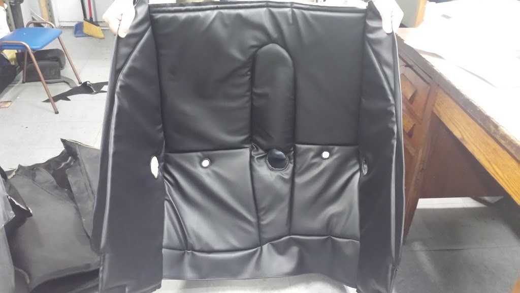 Nettoyeur Elegance 2000 | 6321 Rue de Dijon, Montréal-Nord, QC H1G 2L9, Canada | Phone: (514) 326-7272