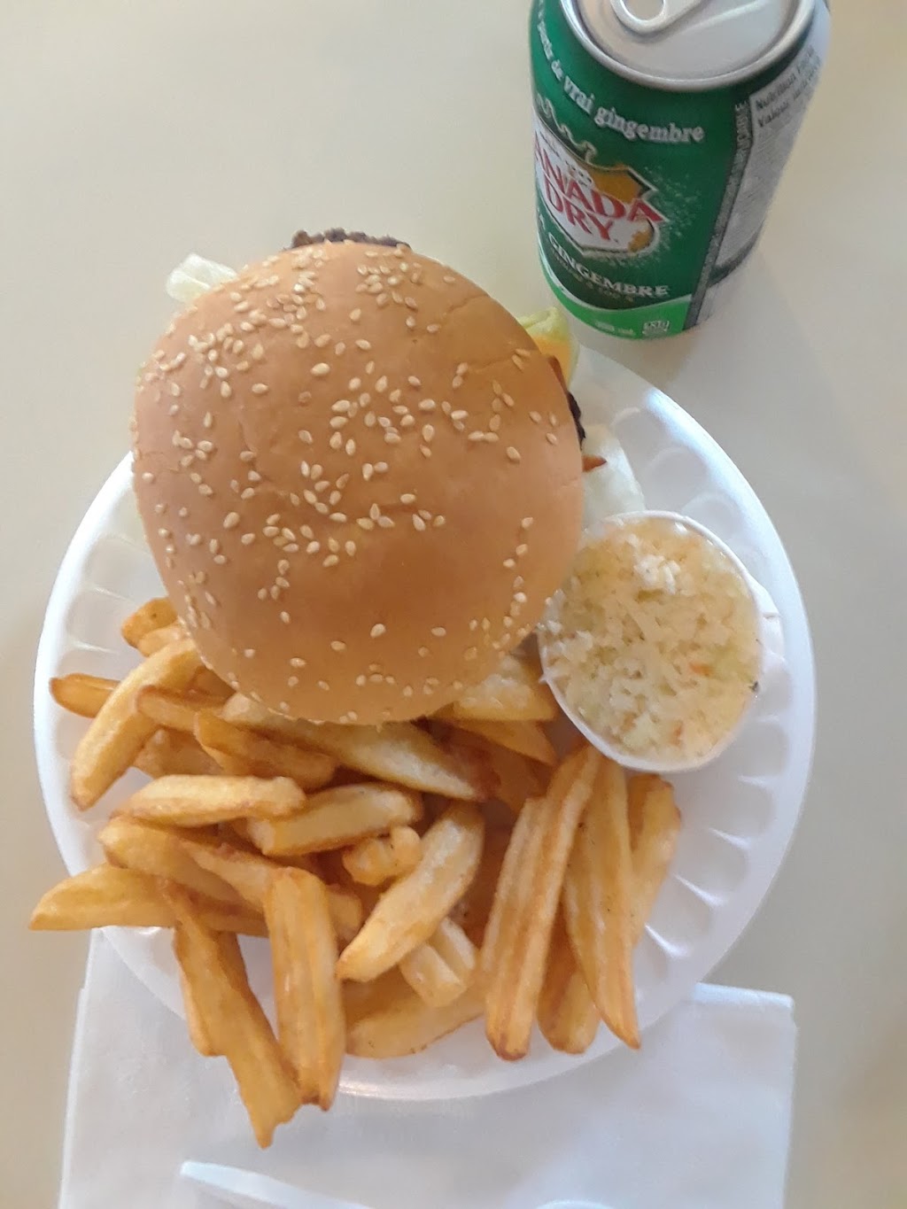 Big Chief Drive-In | 5001 Dufferin Ave, Wallaceburg, ON N8A 4M9, Canada | Phone: (519) 627-9455