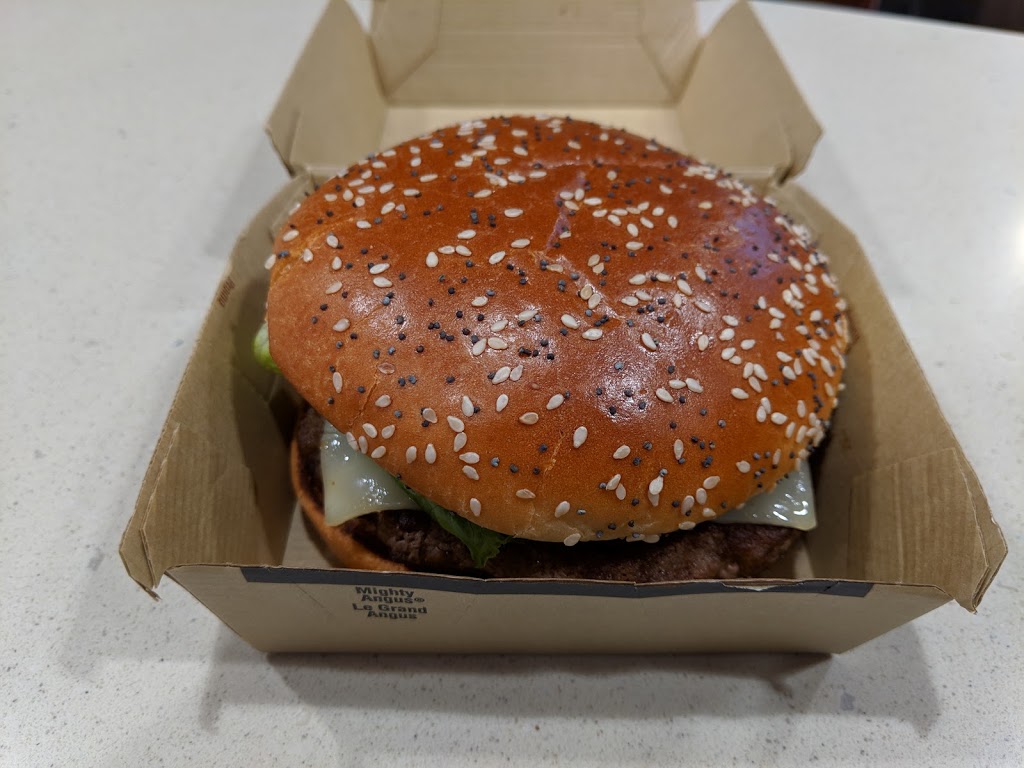 McDonalds | 425 Nathaniel St, Winnipeg, MB R3M 3X1, Canada | Phone: (204) 949-6031
