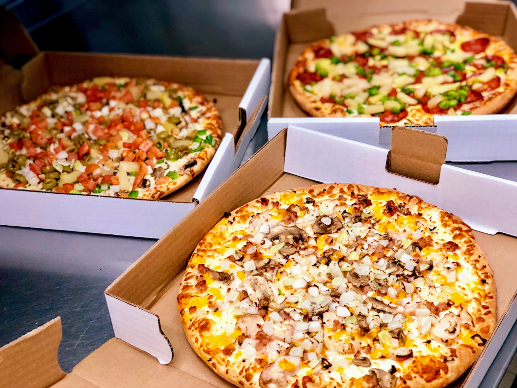 Stratford Pizza Corner | 1 Hopeton Rd, Stratford, PE C1B 1T6, Canada | Phone: (902) 894-5555