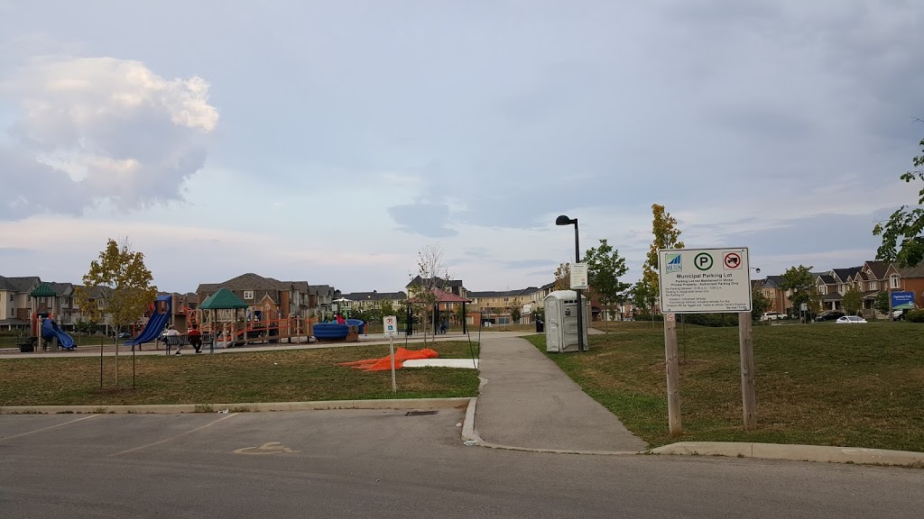 Scott Neighbourhood Park - East | 143 Scott Blvd, Milton, ON L9T 7A3, Canada | Phone: (905) 878-7252