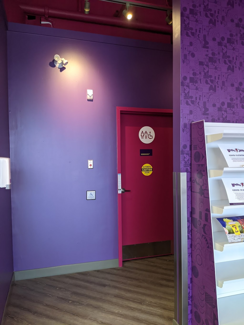 Booster Juice | 6590 Meadowvale Town Centre Cir Unit J03, Mississauga, ON L5N 4B7, Canada | Phone: (905) 542-2500