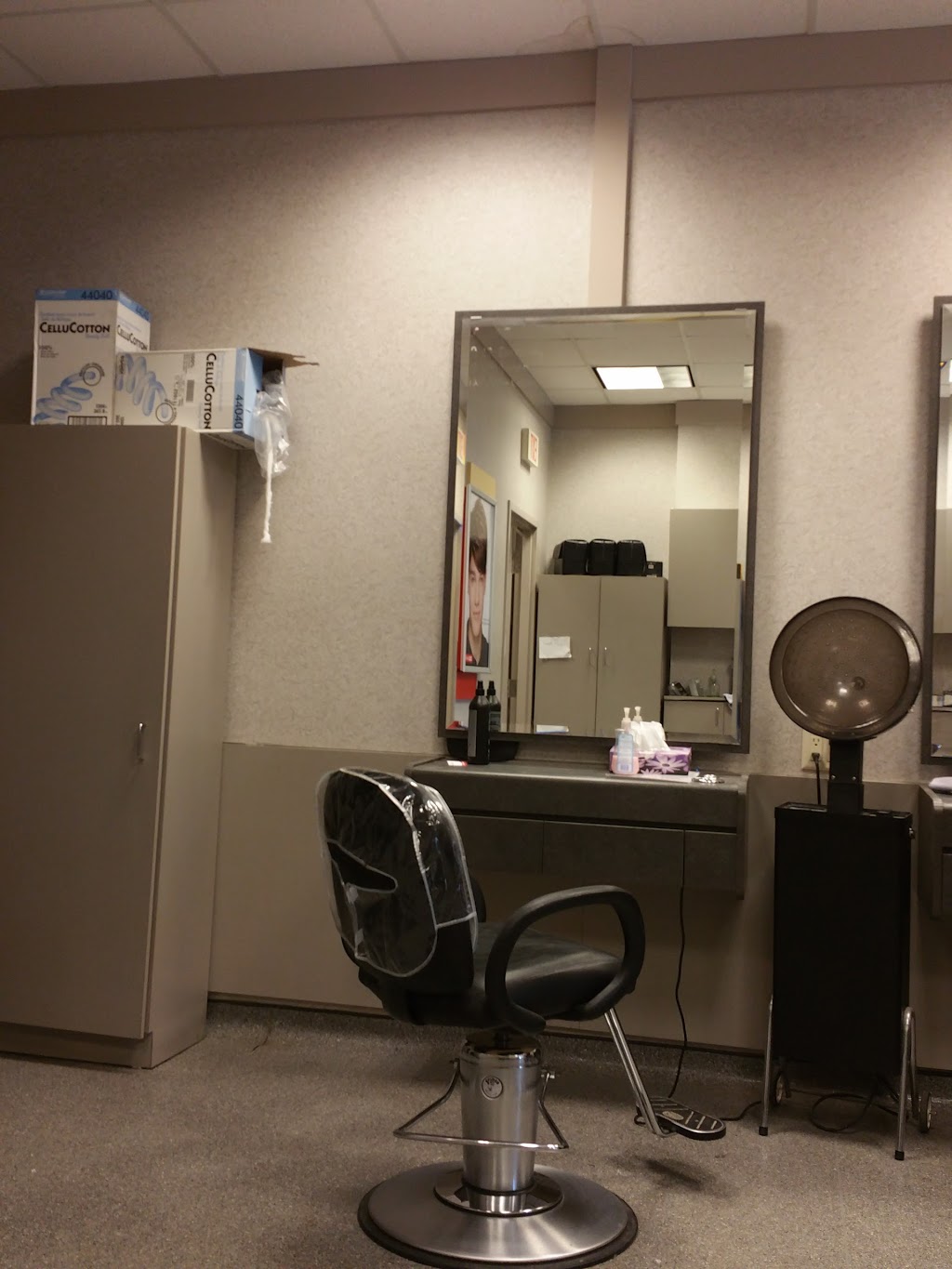 First Choice Haircutters | 1076 10th St #2, Hanover, ON N4N 3B8, Canada | Phone: (519) 364-6385