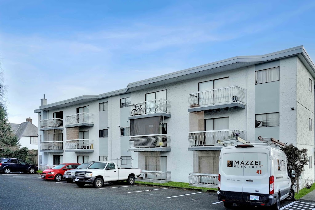 Regency Manor Apartments | 222 Rosehill St, Nanaimo, BC V9S 1E1, Canada | Phone: (250) 508-7673