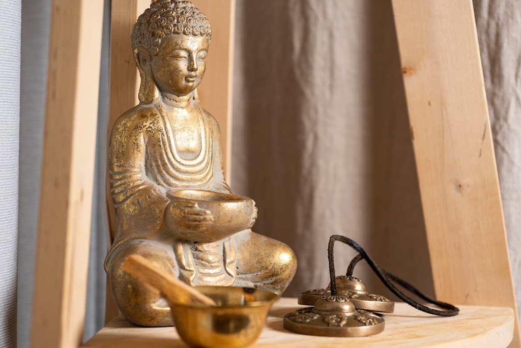Mecca Massage | 151 Regal Crescent NE, Calgary, AB T2E 0S6, Canada | Phone: (587) 888-3398