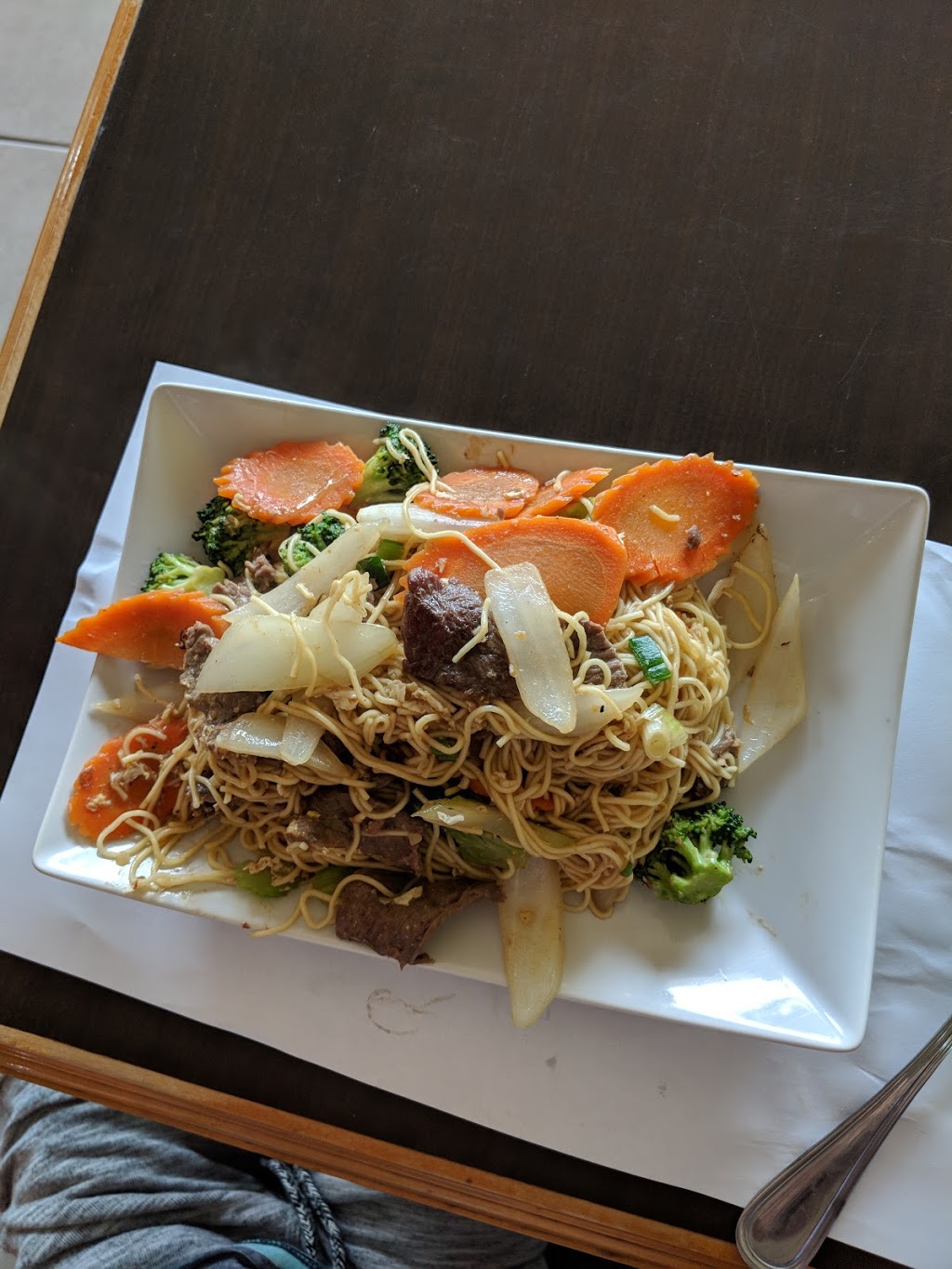 J.C. Royal Thai Cuisine | 100 Jamieson Pkwy Unit #11, Cambridge, ON N3C 4B3, Canada | Phone: (519) 260-2607