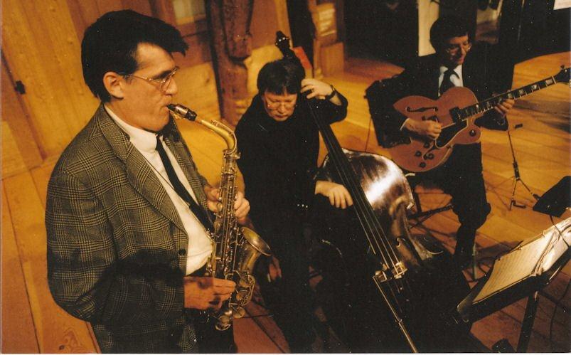 Dave Ward Trio | 238 Park St, Ottawa, ON K1L 7G6, Canada | Phone: (613) 722-9751