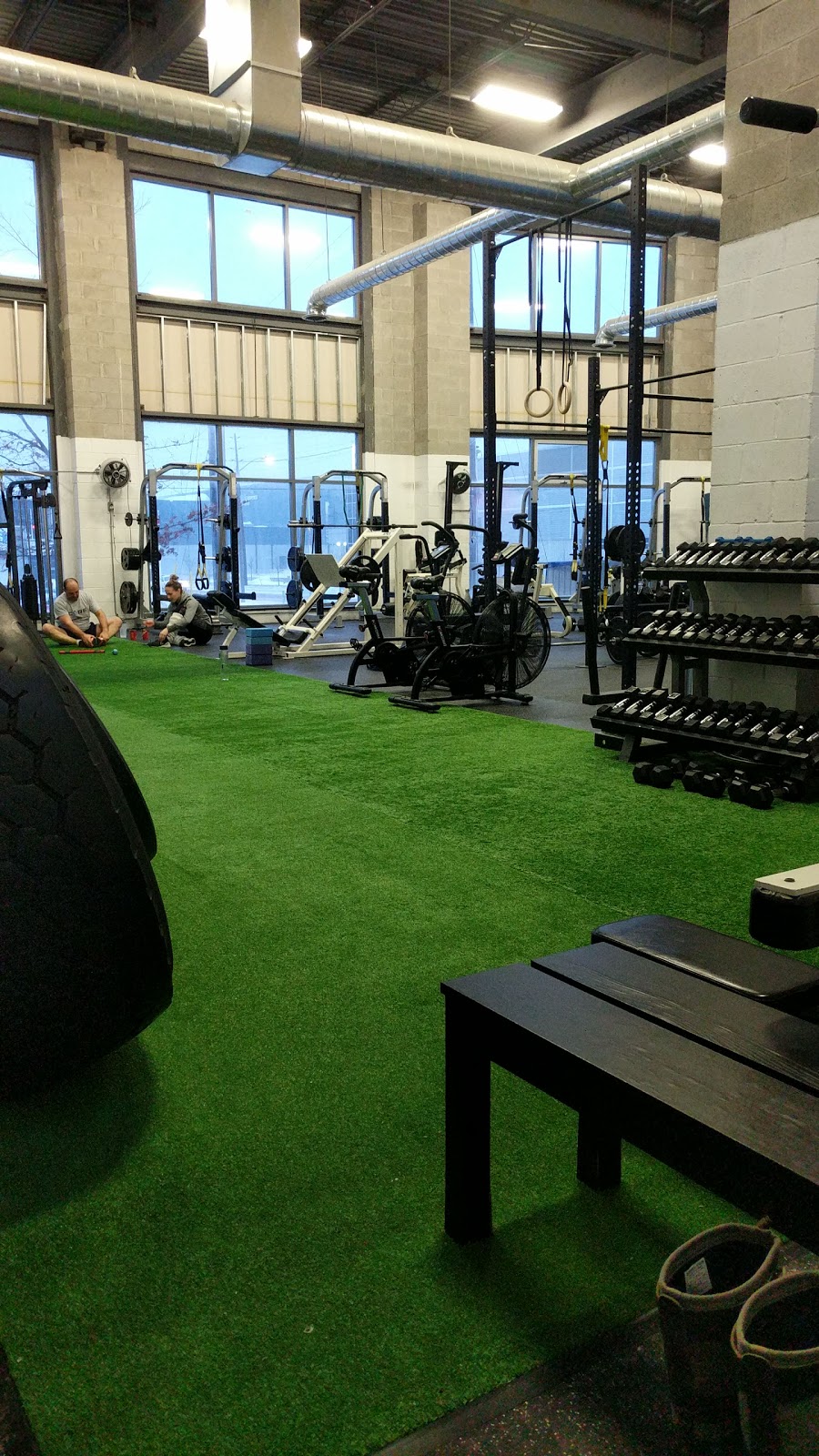Core Strength & Conditioning Studios | 16-300 New Toronto St, Etobicoke, ON M8V 2E8, Canada | Phone: (416) 252-7874
