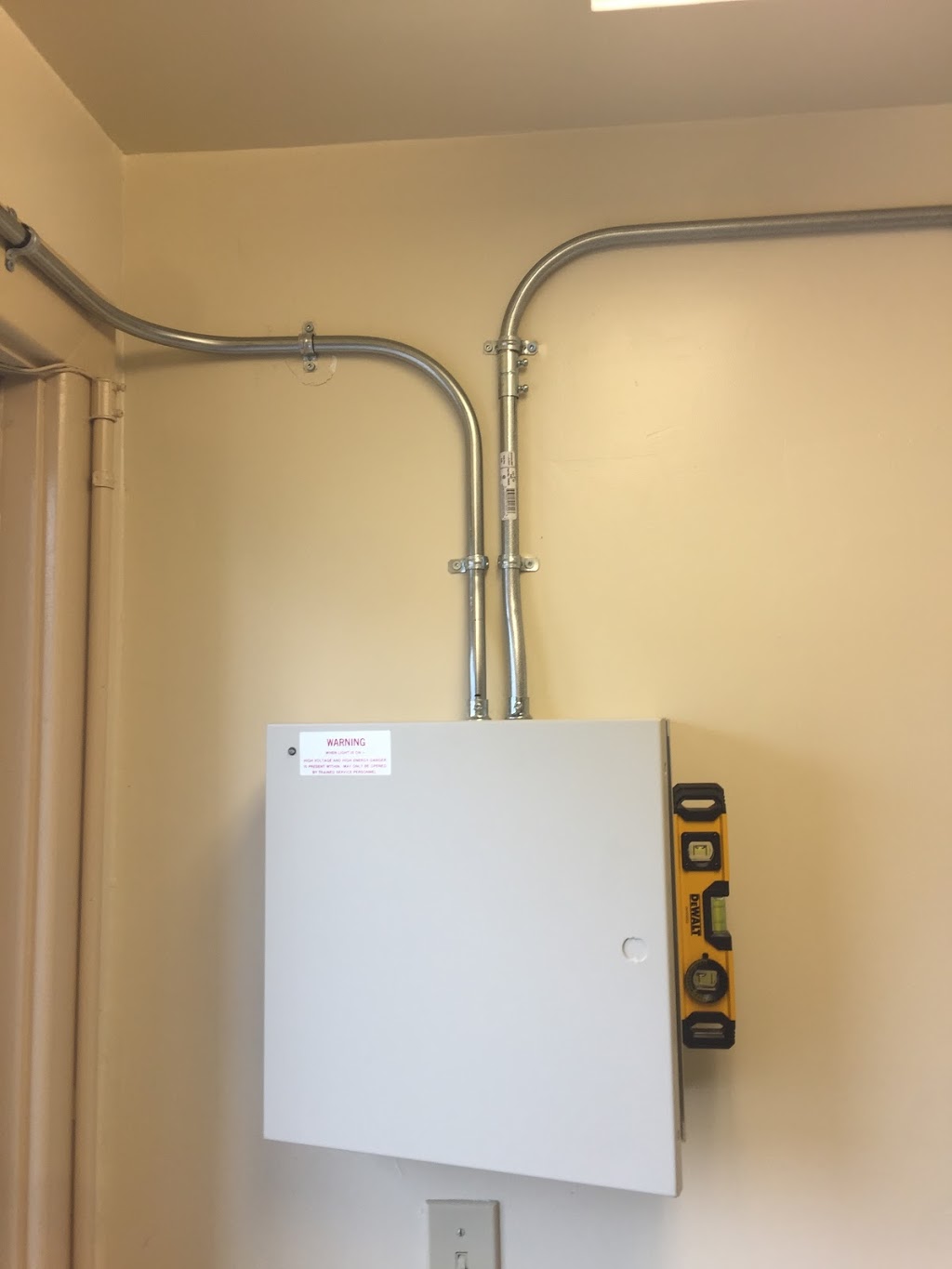 VMF Electric | 102 DOrsay Rd, Amherst, NS B4H 3Y2, Canada | Phone: (902) 694-7147