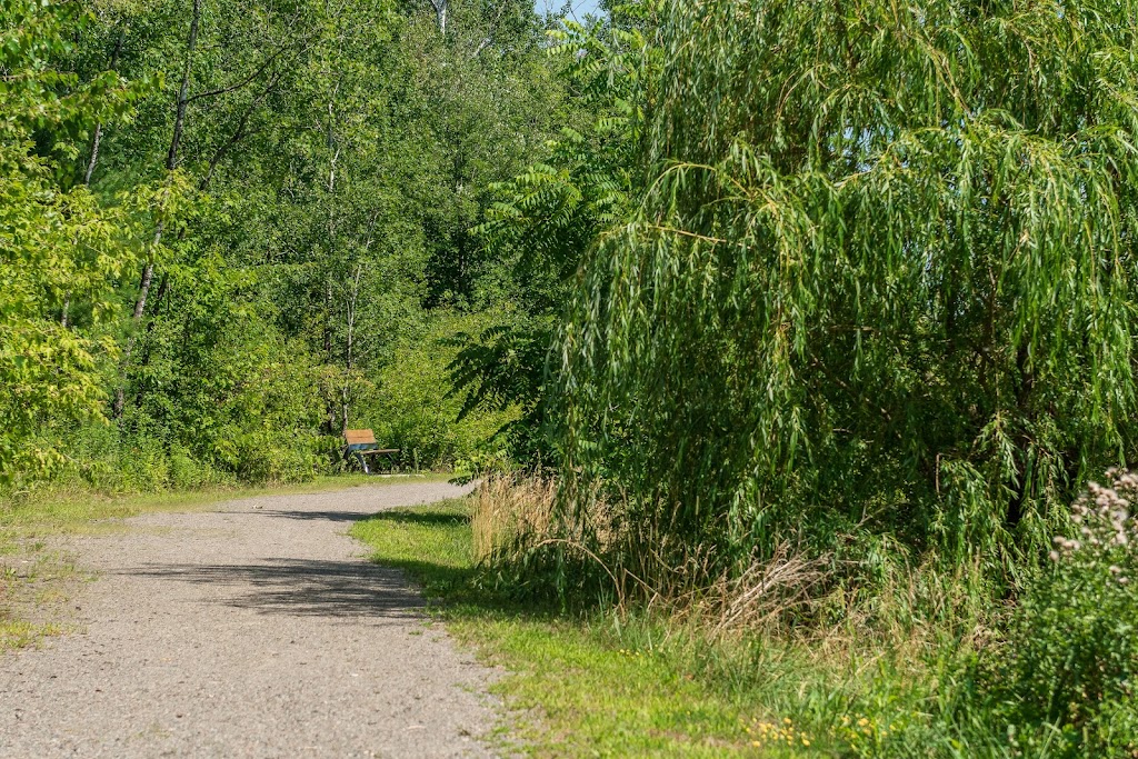 Parc linéaire Ronald-Leduc | 114 Boul de Chambéry, Blainville, QC J7H 1S6, Canada | Phone: (450) 434-5275