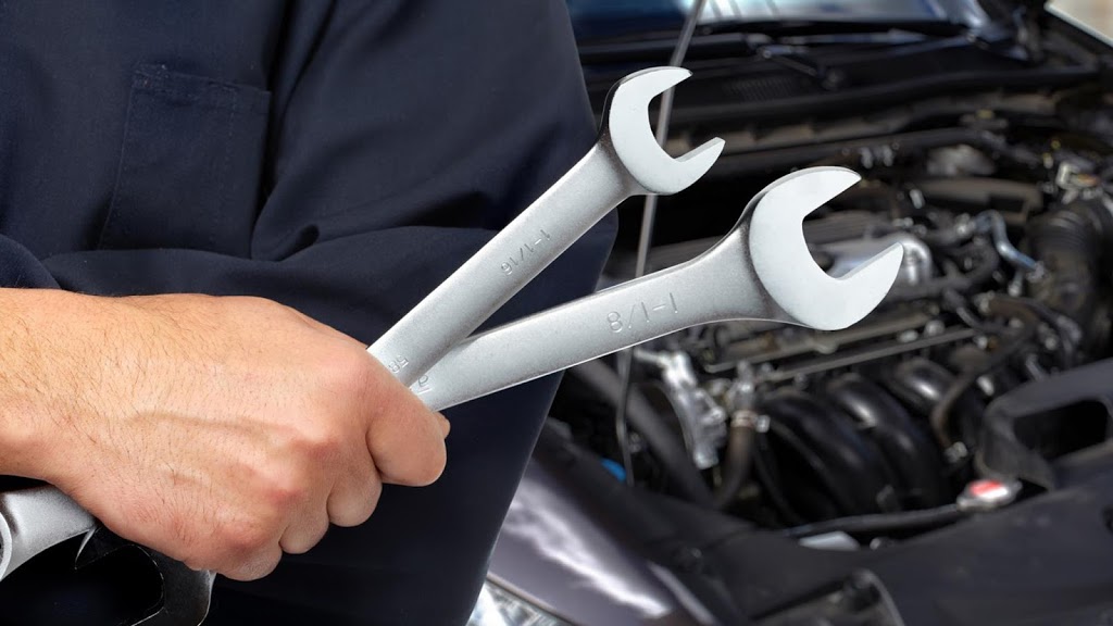 Garage David Dyotte | 8555 Rue Notre-Dame Est, Montréal, QC H1L 3L7, Canada | Phone: (514) 899-1621