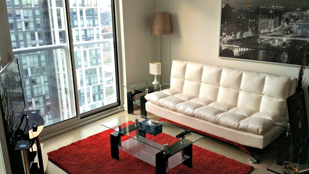 Pelicanstay in Toronto Entertainment District | 85 Queens Wharf Rd, Toronto, ON M5V 0J9, Canada | Phone: (647) 479-7060