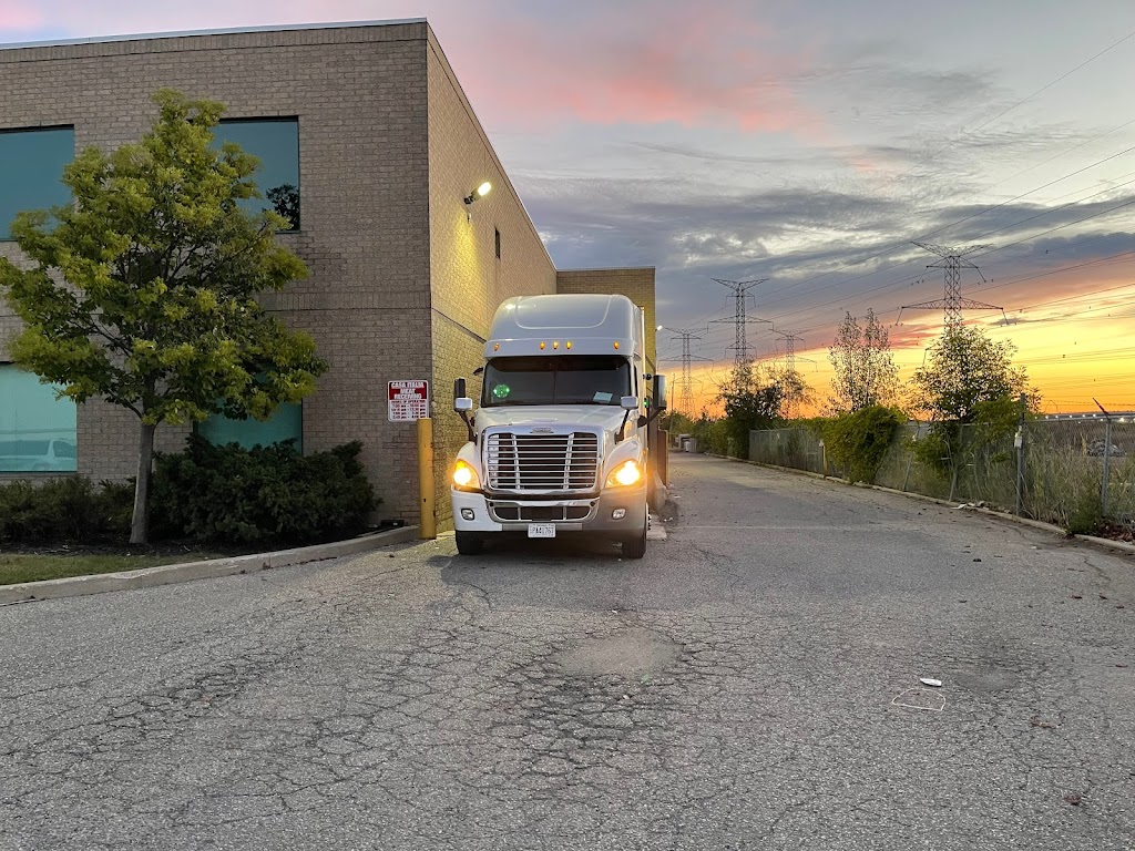 Kapish Roadline | 629 McGill Ln, Woodstock, ON N4T 0L3, Canada | Phone: (437) 996-2700