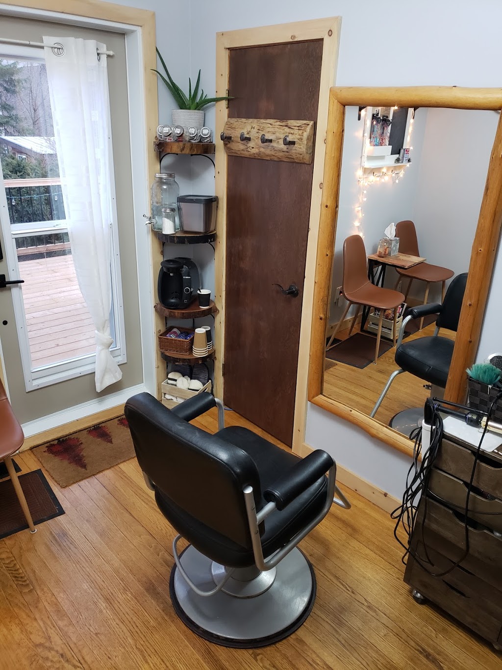 Ahead Above Salon | 37 Agnes St, Barrie, ON L4M 2S3, Canada | Phone: (705) 809-1242
