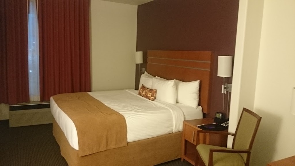 Wingate by Wyndham Calgary South | 400 Midpark Way SE, Calgary, AB T2X 3S4, Canada | Phone: (403) 514-0099