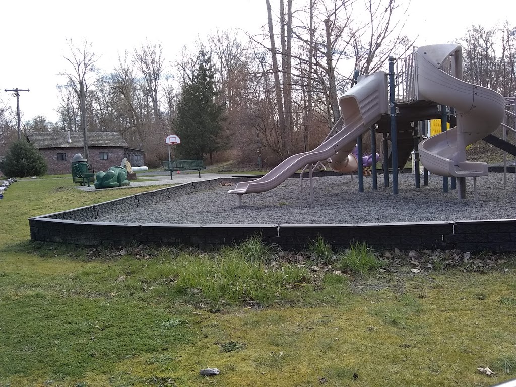 Marietta Veterans Park | 1830-1836 Marine Dr, Bellingham, WA 98226, USA