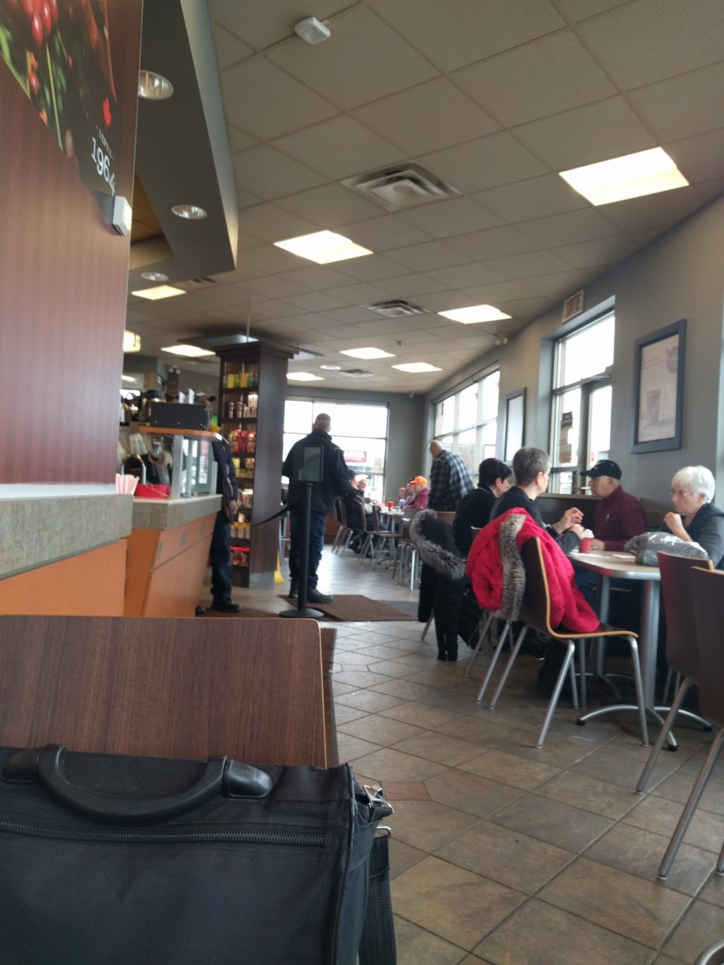 Tim Hortons | 5481 Boulevard Laurier, Terrebonne, QC J7M 1C3, Canada | Phone: (450) 477-5736