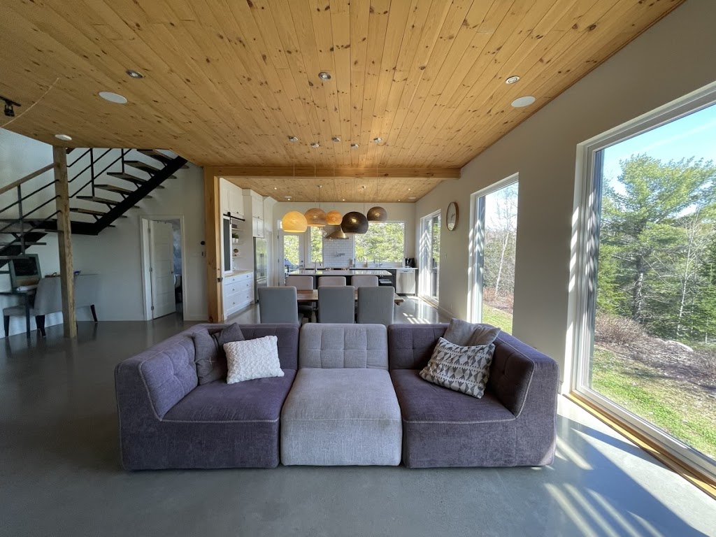 Chalet Plein Sud | 611 Rue Marie, Saint-Côme, QC J0K 2B0, Canada | Phone: (514) 582-8524