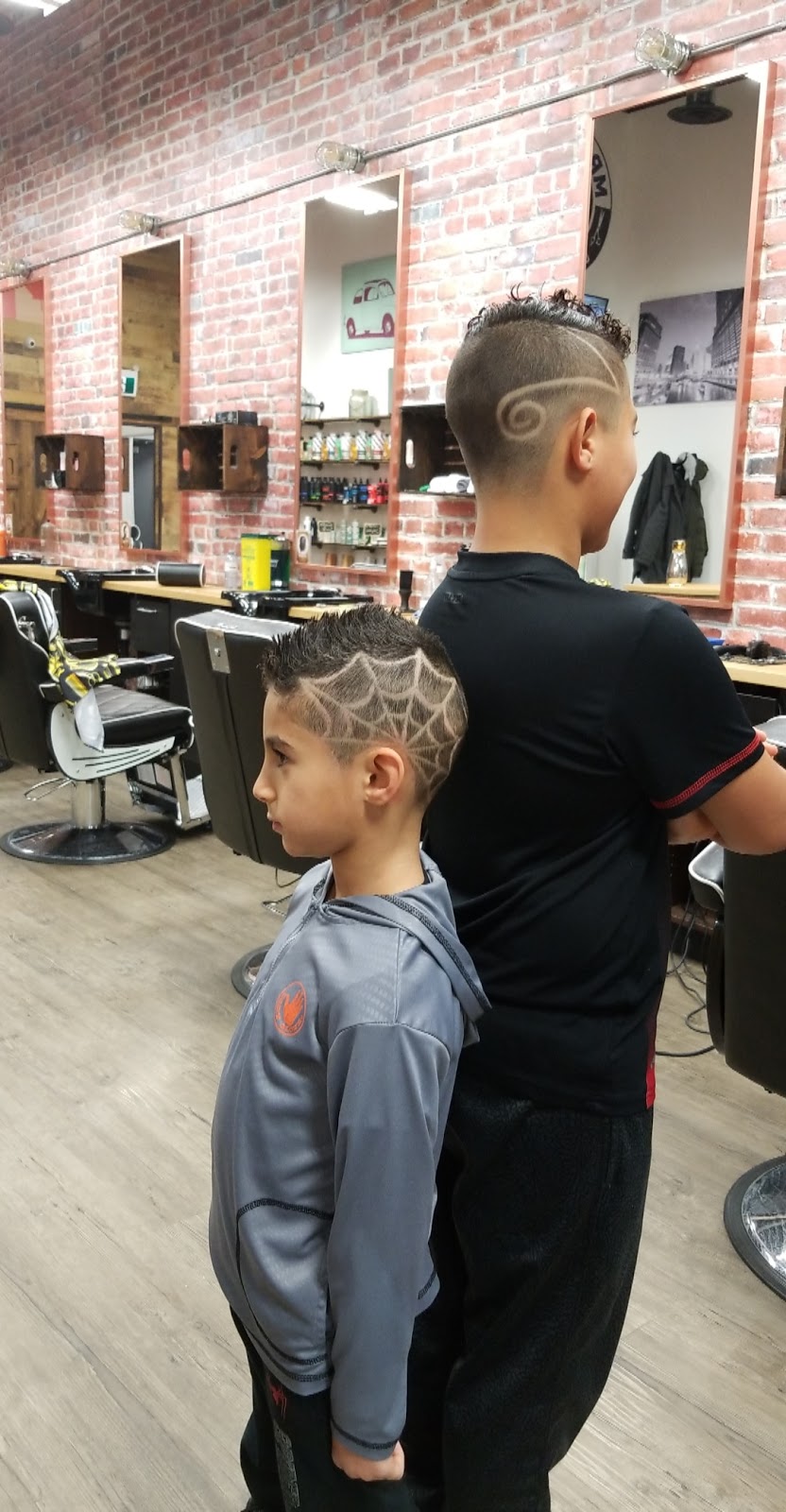 Mr. Barber | 19922 Lessard Rd NW, Edmonton, AB T6M 0T9, Canada | Phone: (780) 486-1233