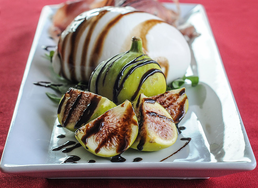 Raffaeles Cantina | 5975 King Rd, Nobleton, ON L0G 1N0, Canada | Phone: (905) 859-4429