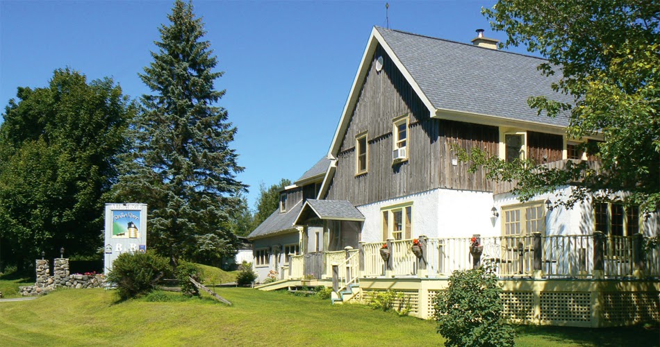 Auberge De La Tour Et Spa | 1837 Chemin Alfred-Desrochers, Orford, QC J1X 6J4, Canada | Phone: (819) 868-2881