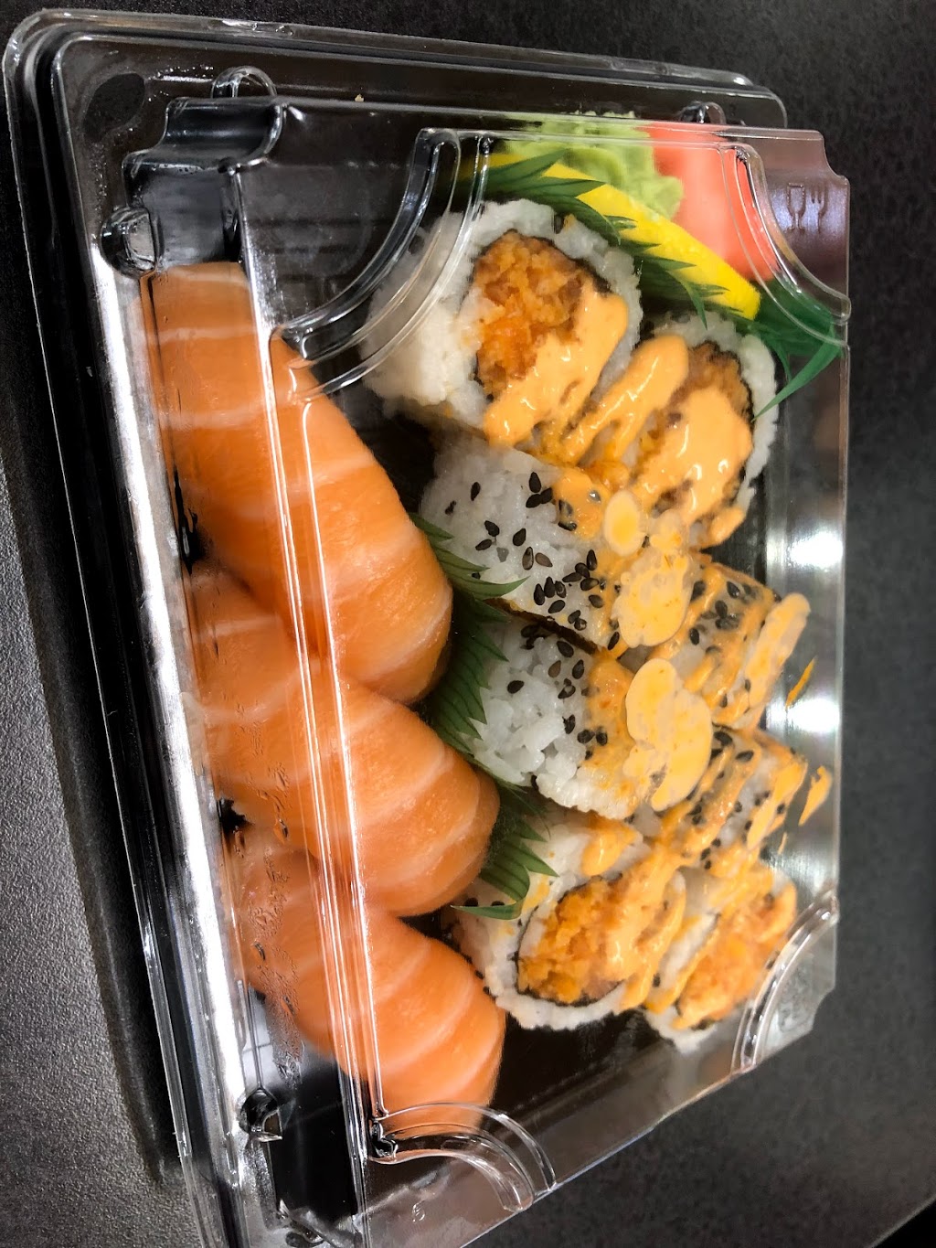 Sushi Q | Oshawa Centre Food Court, Oshawa, ON L1J 4X3, Canada | Phone: (905) 240-6888