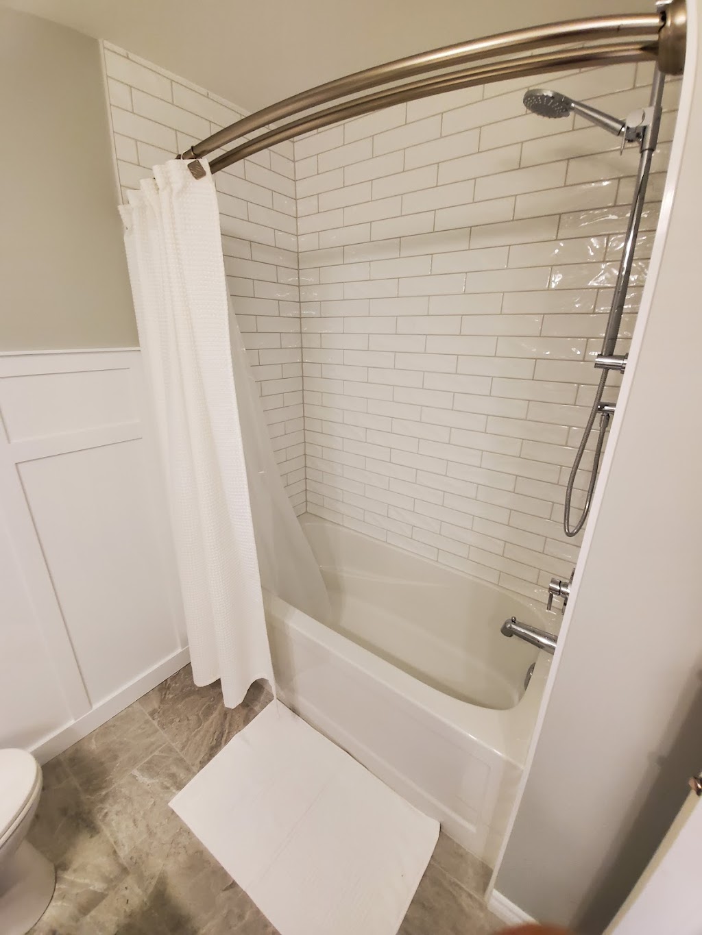 Genno’s Renos | 1287 McClure Ct, Oshawa, ON L1H 8H2, Canada | Phone: (905) 424-3007