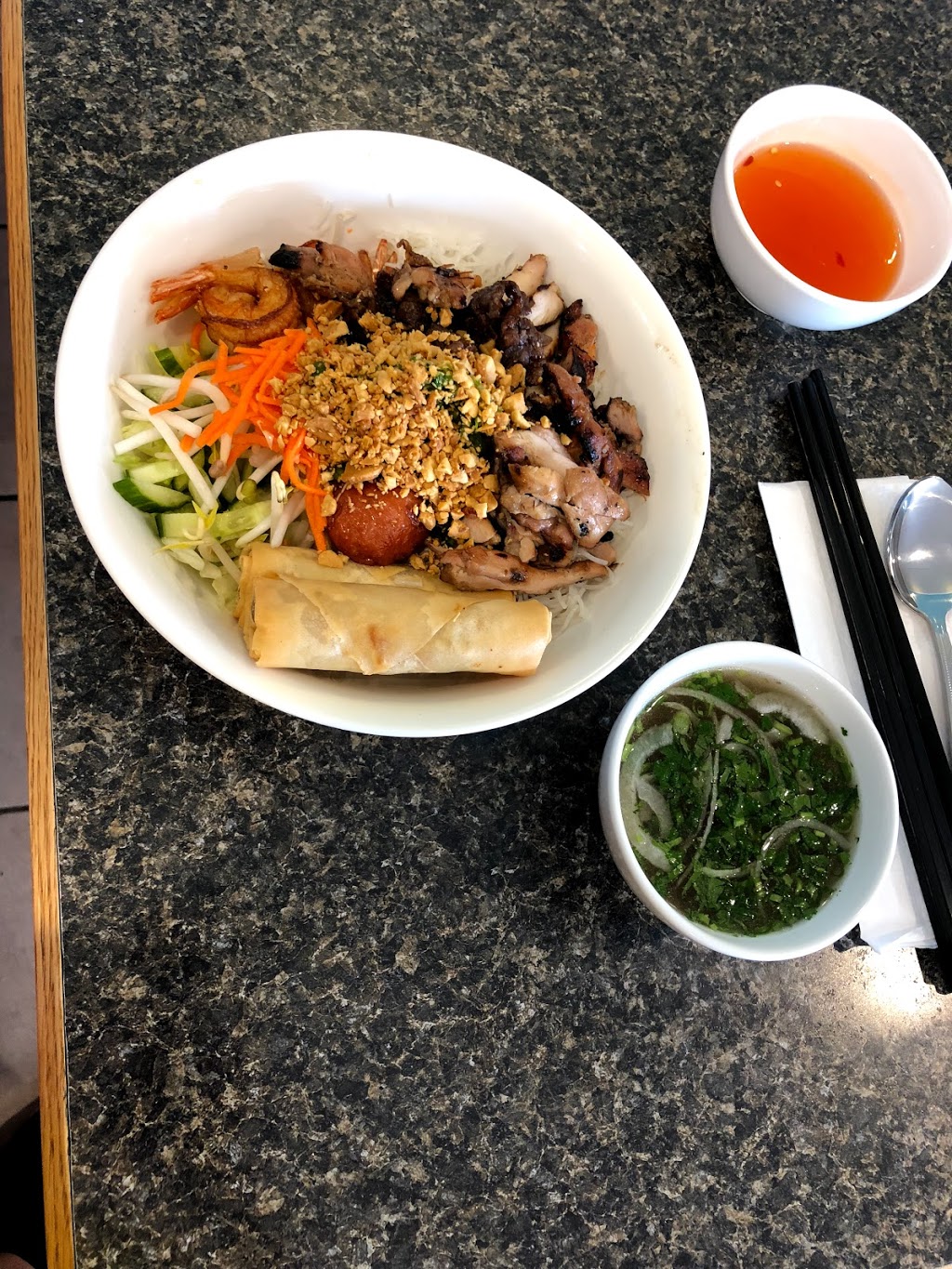 Phở Tài Lộc | 12924 97 St NW, Edmonton, AB T5E 4C3, Canada | Phone: (780) 758-2007