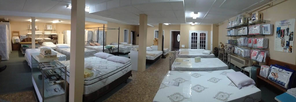 La Paillasse | 7710 Rue des Bostonnais, Trois-Rivières, QC G9A 5C9, Canada | Phone: (819) 377-2232