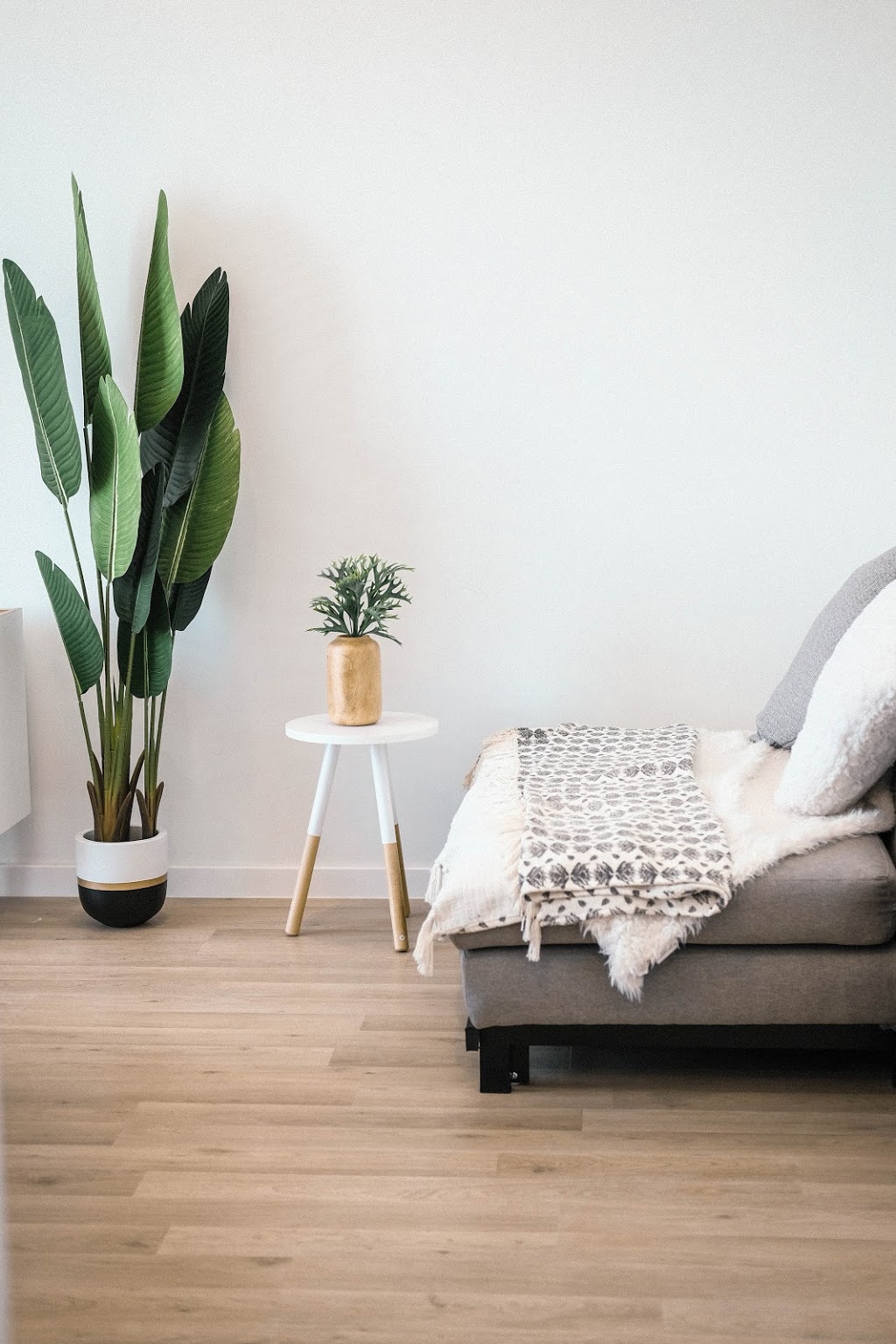 Floor Coverings International Northshore | 998 Harbourside Dr Unit 103, North Vancouver, BC V7P 3T2, Canada | Phone: (604) 409-4923