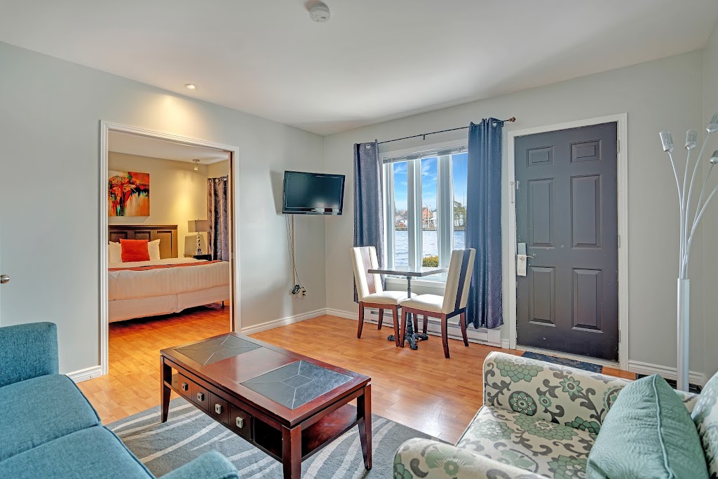 The Waters Edge Inn | 149 Queen St, Campbellford, ON K0L 1L0, Canada | Phone: (705) 653-4470