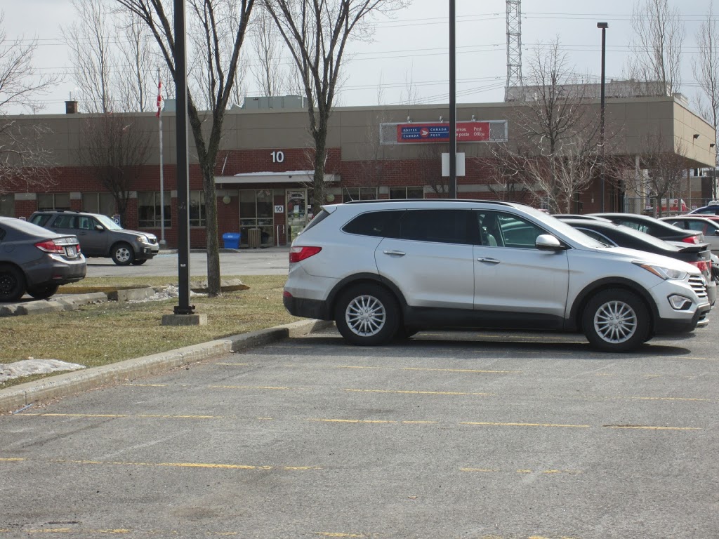 Canada Post | 10 Place du Commerce, Brossard, QC J4W 4T0, Canada