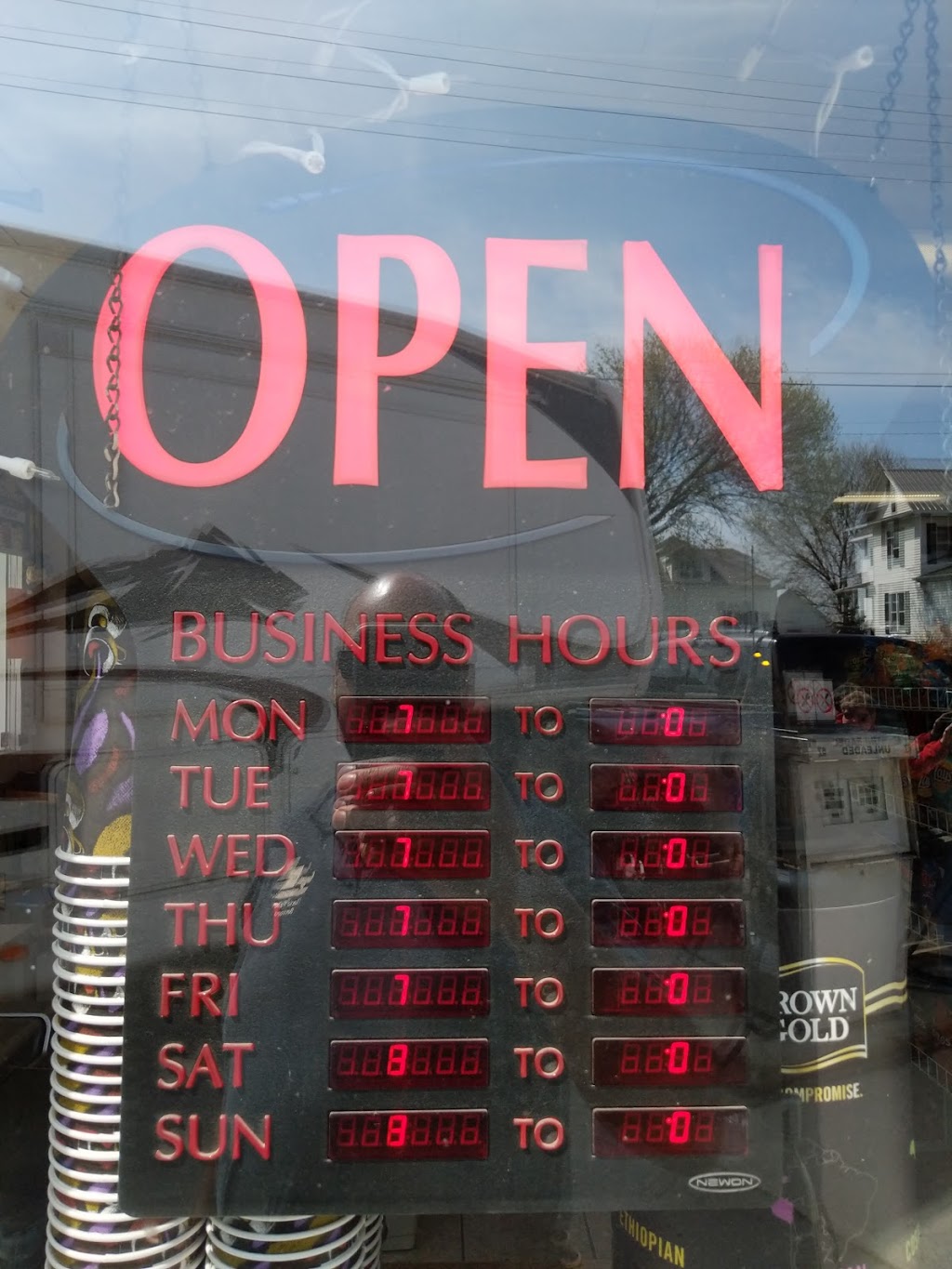 2 Main West Variety & Gas | 2 Main St W, Fisherville, ON N0A 1G0, Canada | Phone: (905) 779-7777